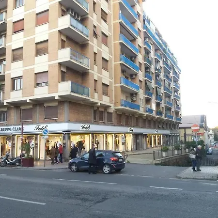Homestay Trastevere Station
