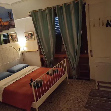 Homestay Trastevere Station Rome