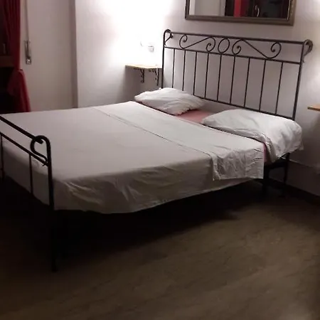Homestay Trastevere Station Rome